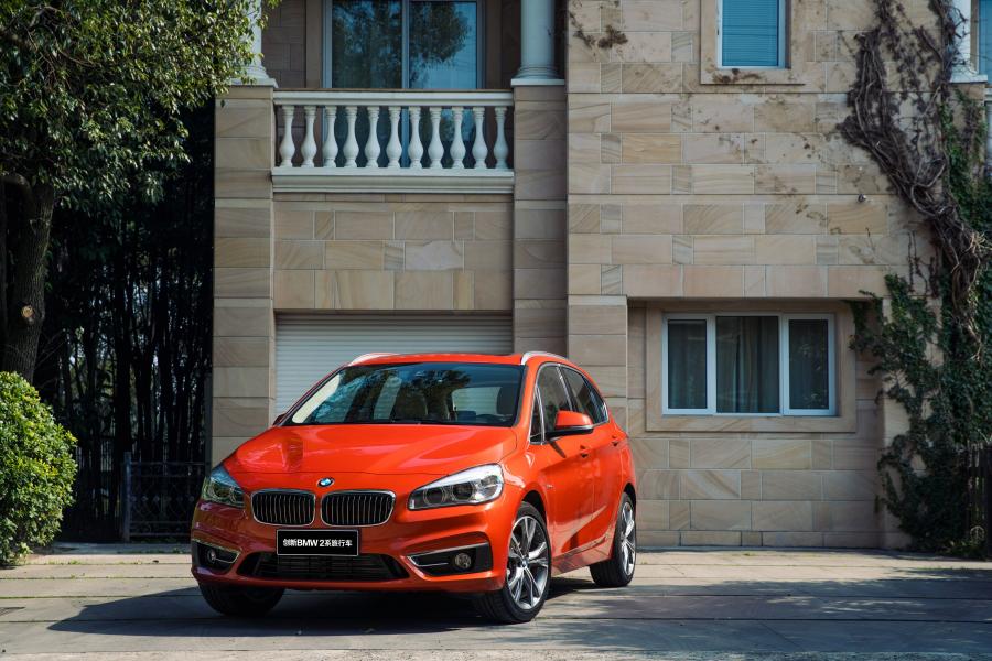  BMW 220i Active Tourer Luxury Line 2016 года  (CN) (фото 16 из 34)